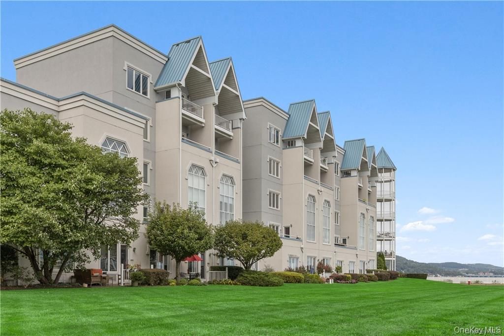 Backyard, Exterior, Facade, Condo Building