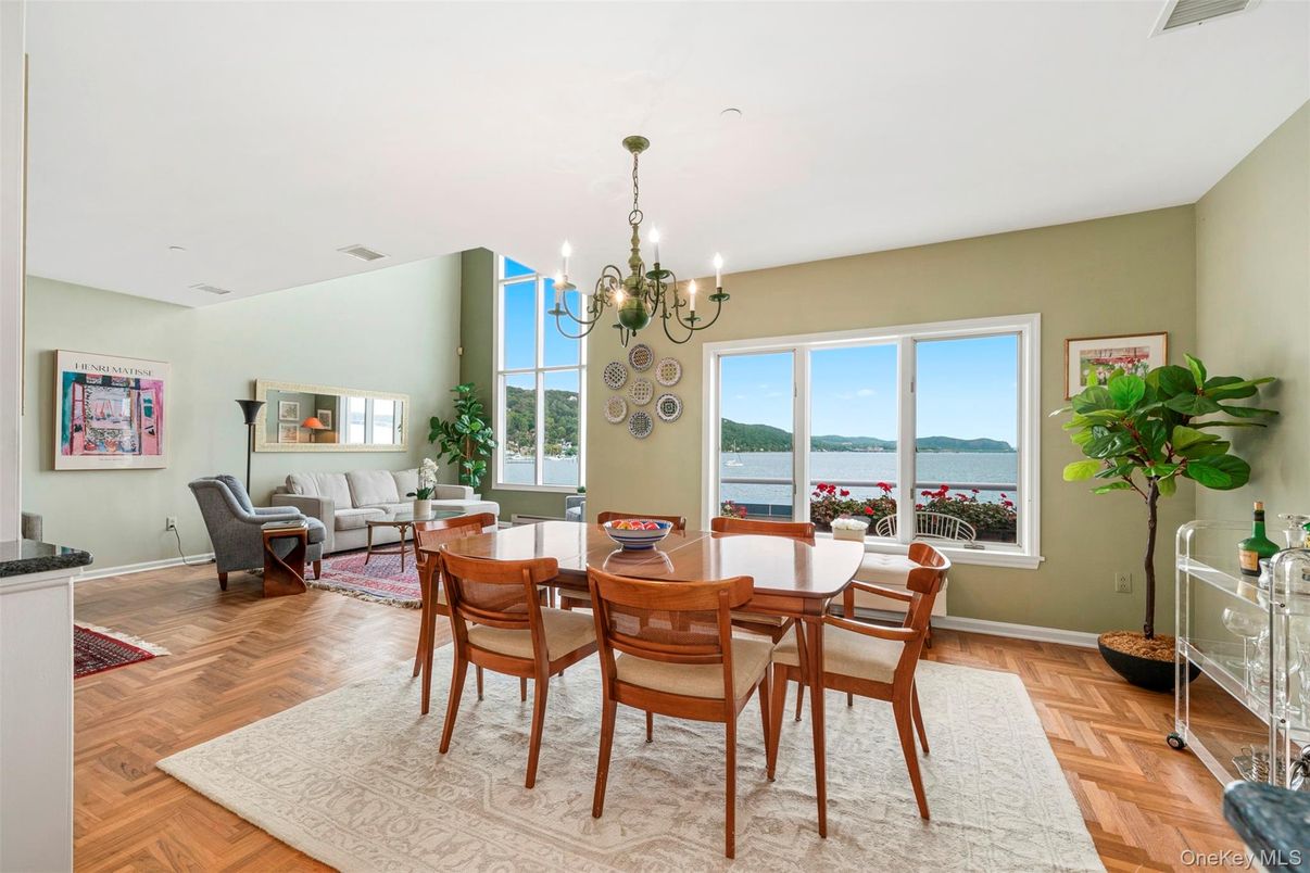 Chandelier, Dining room, Interior, Living room, Water, Wood Texture Flooring