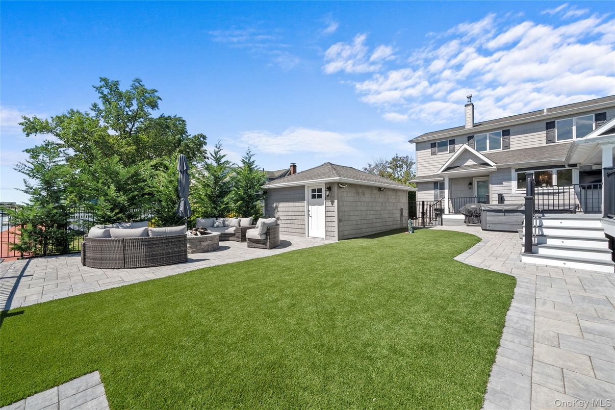 Backyard, Detached Garage, Exterior