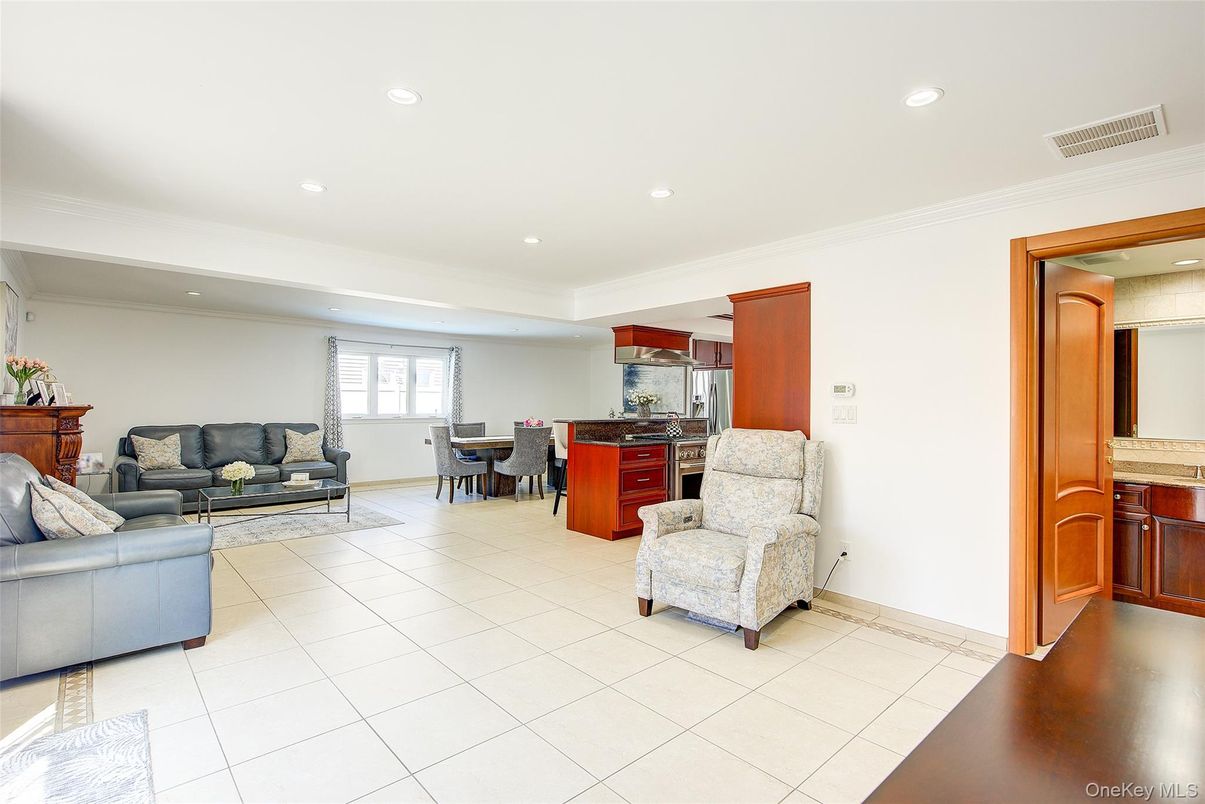 Dining room, Interior, Living room, Recessed Lighting