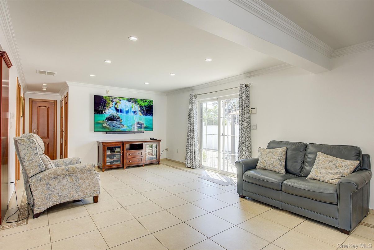Interior, Living room, Recessed Lighting