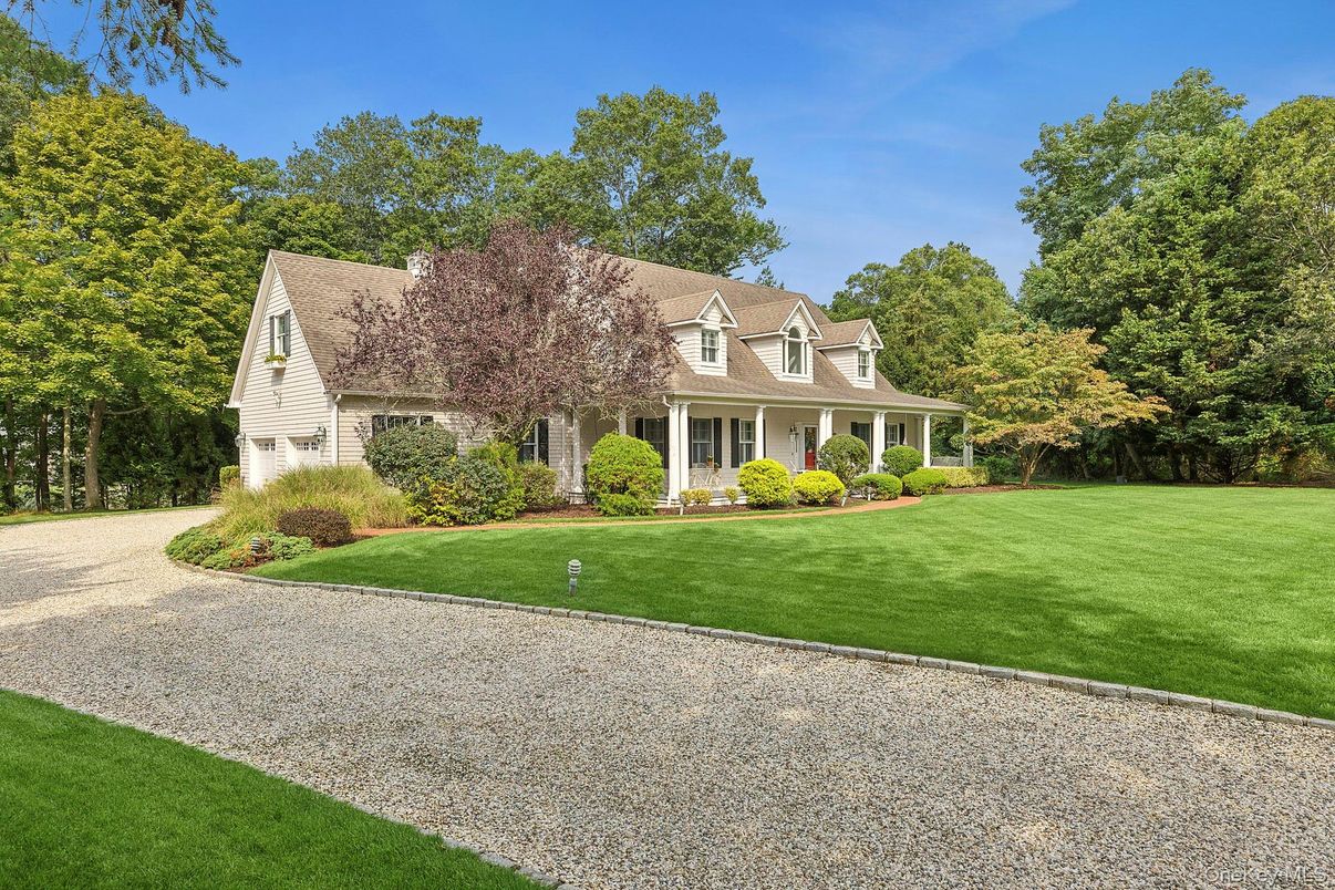 Attached, Backyard, Exterior, Facade, French Provincial