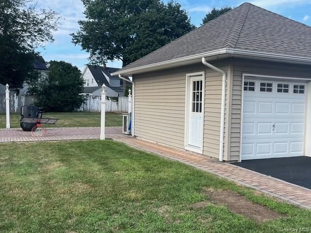 Backyard, Detached Garage, Exterior