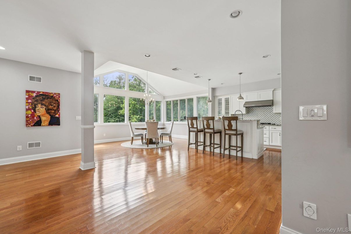 Dining room, Interior, Kitchen, Pendant Lights, Recessed Lighting, Wood Texture Flooring