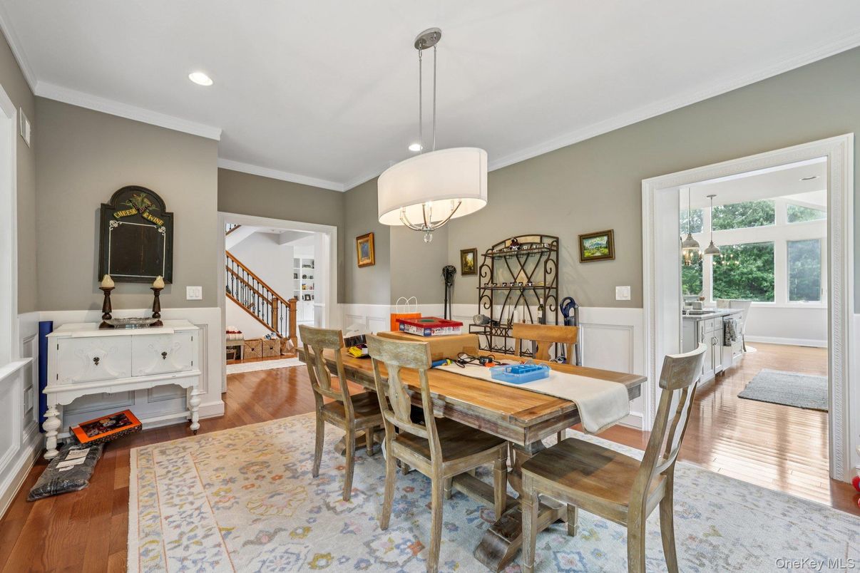Chandelier, Dining room, Interior, Pendant Lights, Recessed Lighting, Wood Texture Flooring