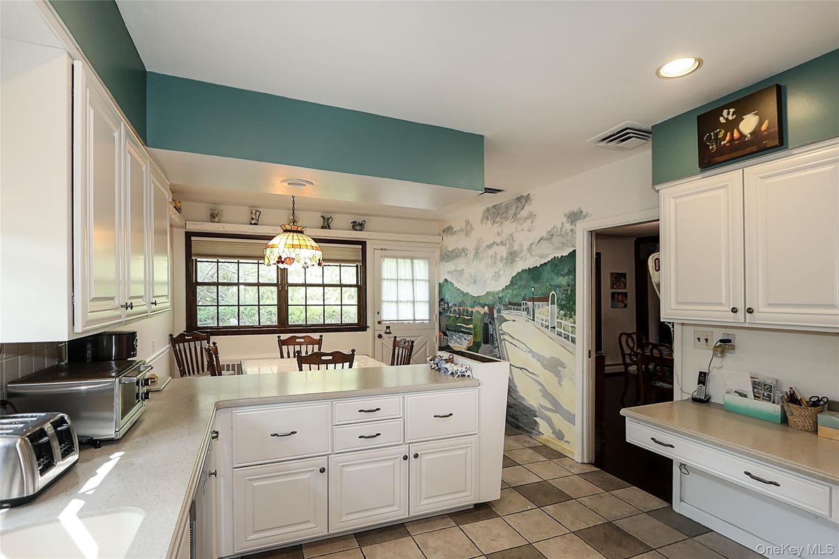 Dining room, Interior, Kitchen, Pendant Lights, Recessed Lighting