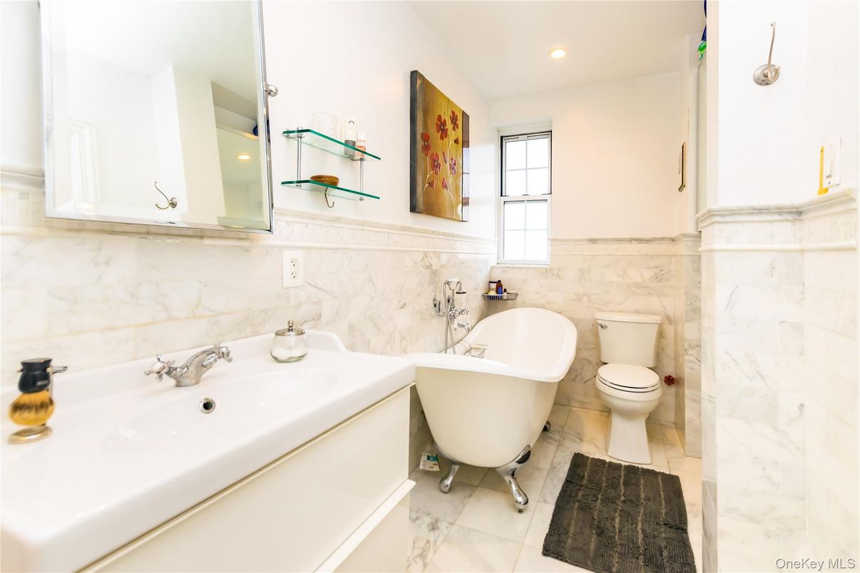 Bathroom, Free Standing Baths, Interior, Marble, Marble Walls, Recessed Lighting