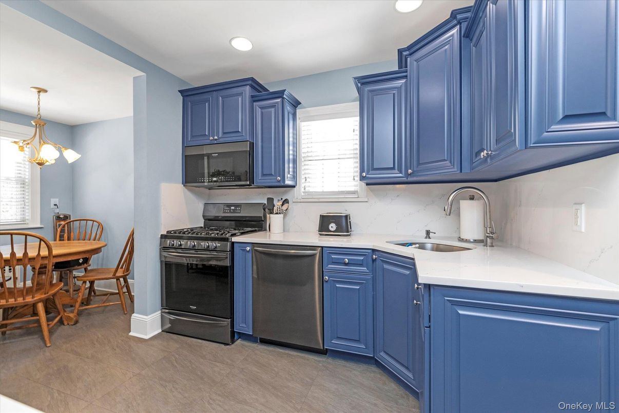 Interior, Kitchen, Pendant Lights, Recessed Lighting