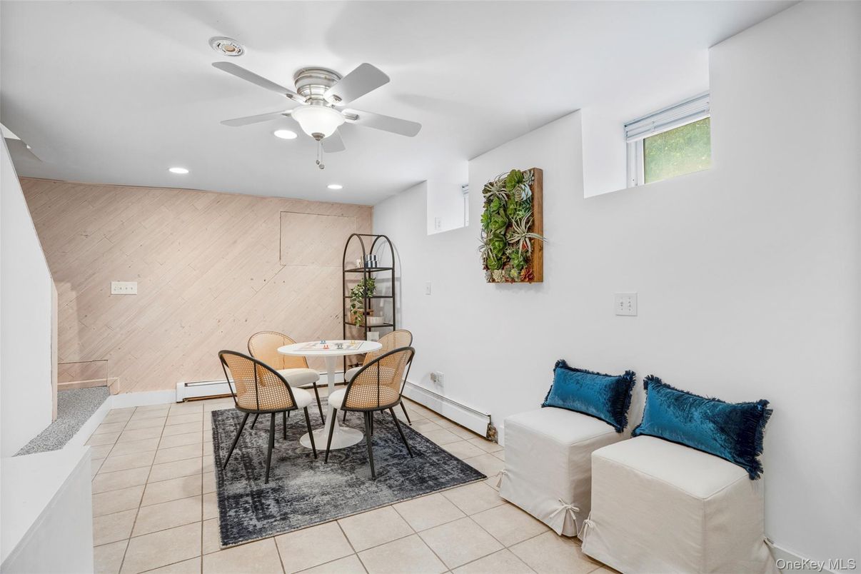 Dining room, Interior, Recessed Lighting, Wooden Walls