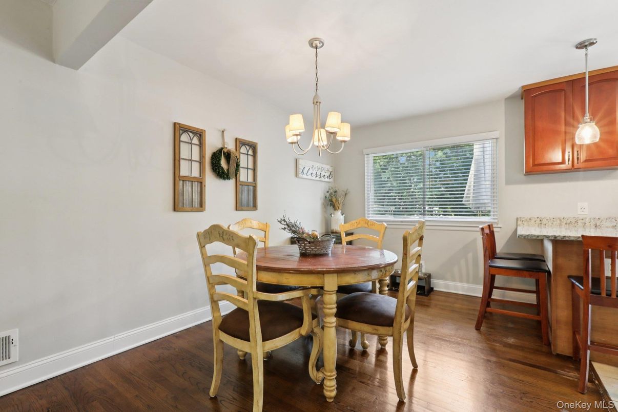 Chandelier, Dining room, Interior, Pendant Lights, Wood Texture Flooring