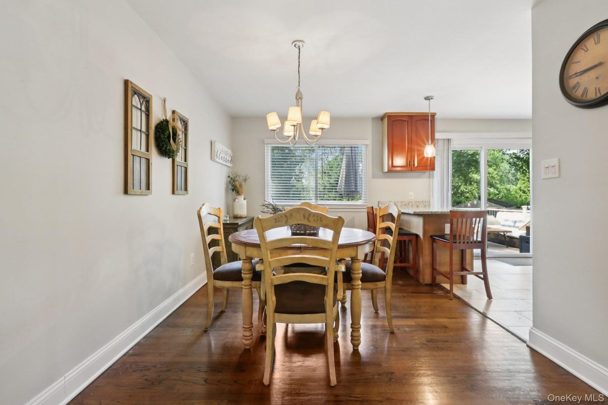 Chandelier, Dining room, Interior, Pendant Lights, Wood Texture Flooring
