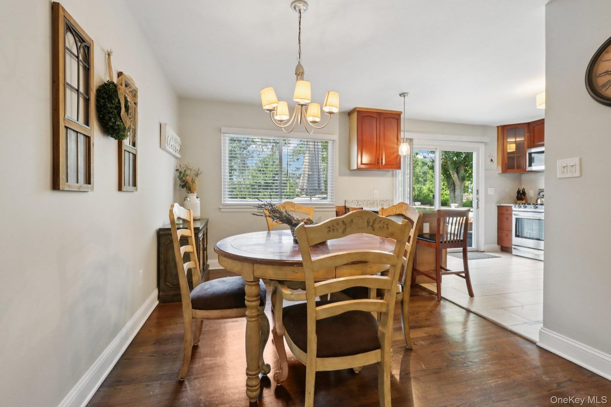 Chandelier, Dining room, Interior, Pendant Lights, Wood Texture Flooring