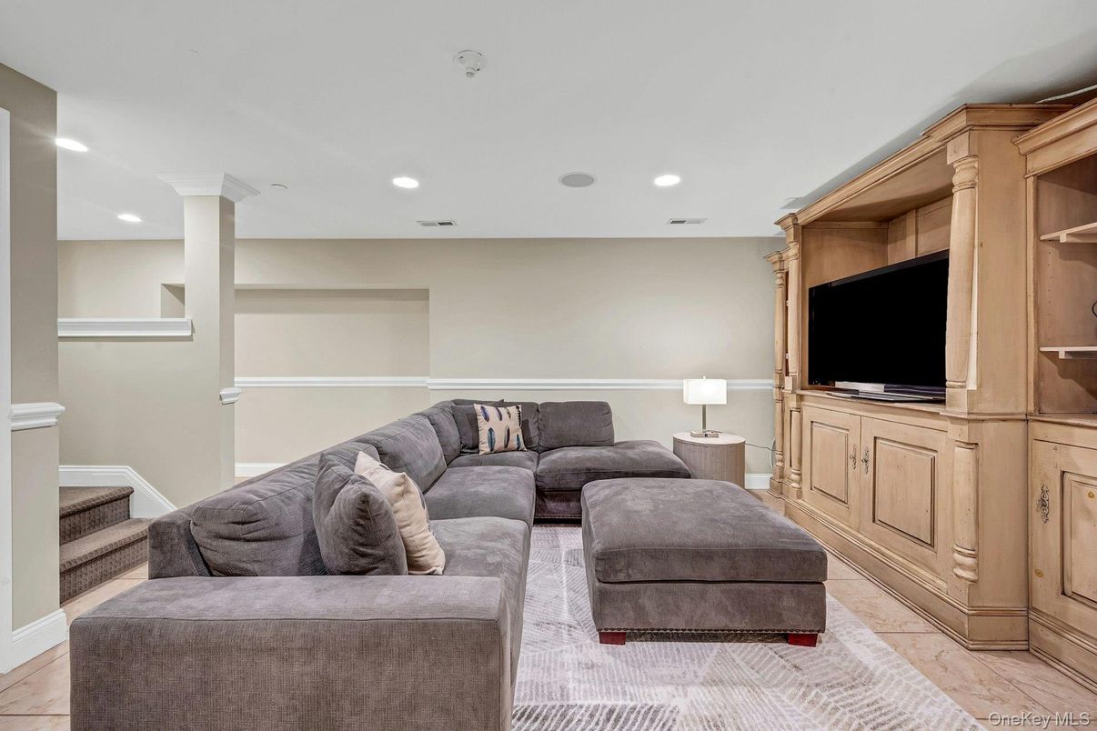 Interior, Living room, Recessed Lighting