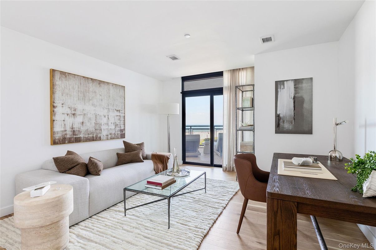 Home Office, Interior, Living room, Recessed Lighting, Water, Wood Texture Flooring