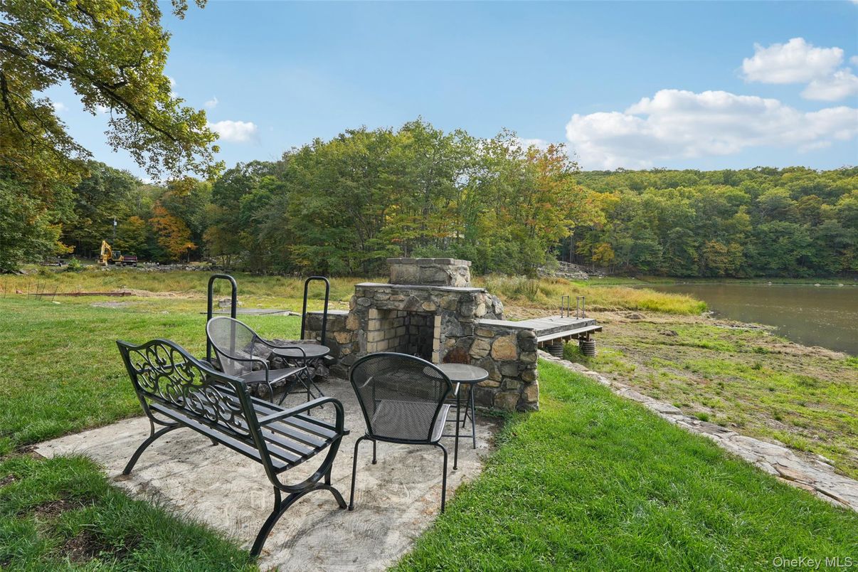 Backyard, Exterior, Water