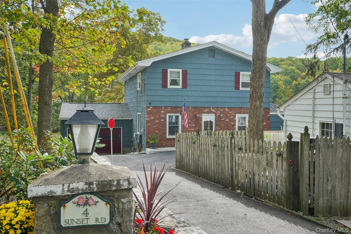 Exterior, Facade, Brick Facade, None