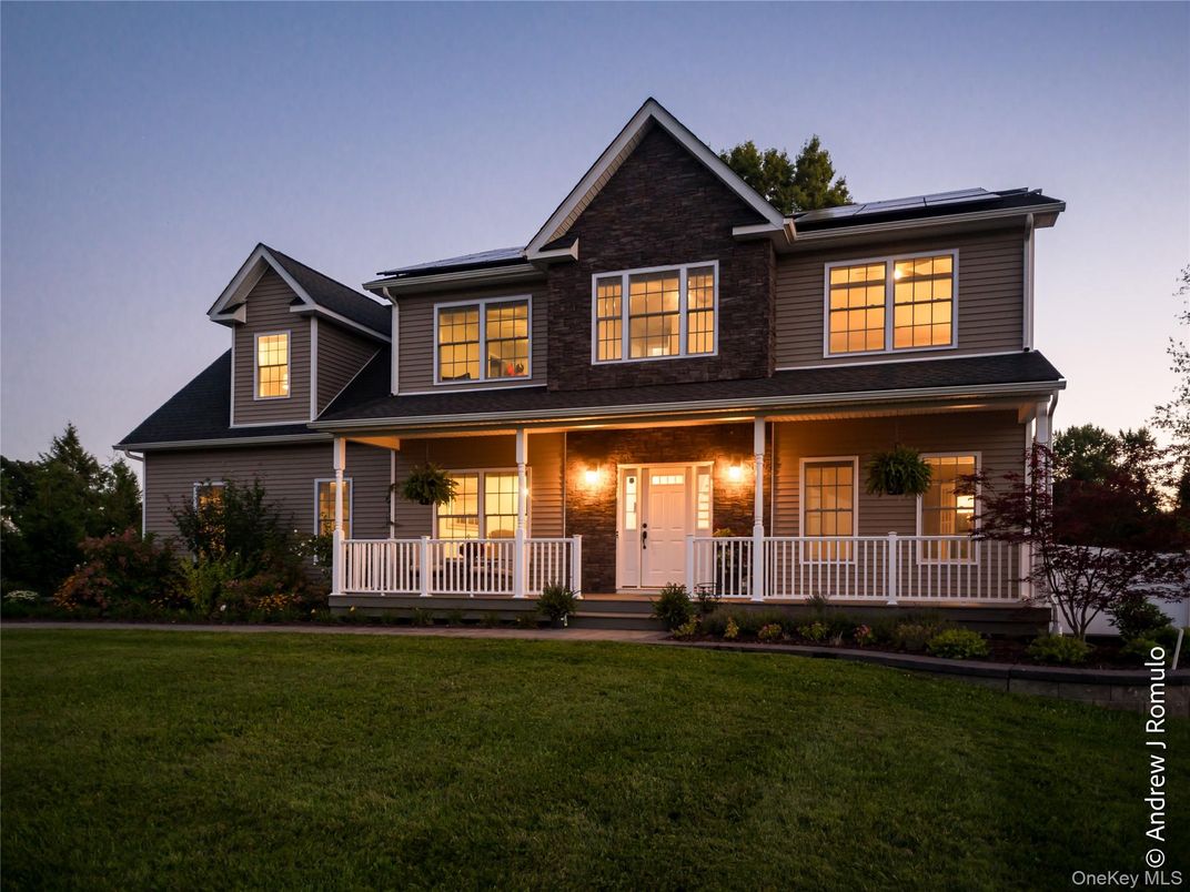 Exterior, Facade, Solar Panels, Farmhouse