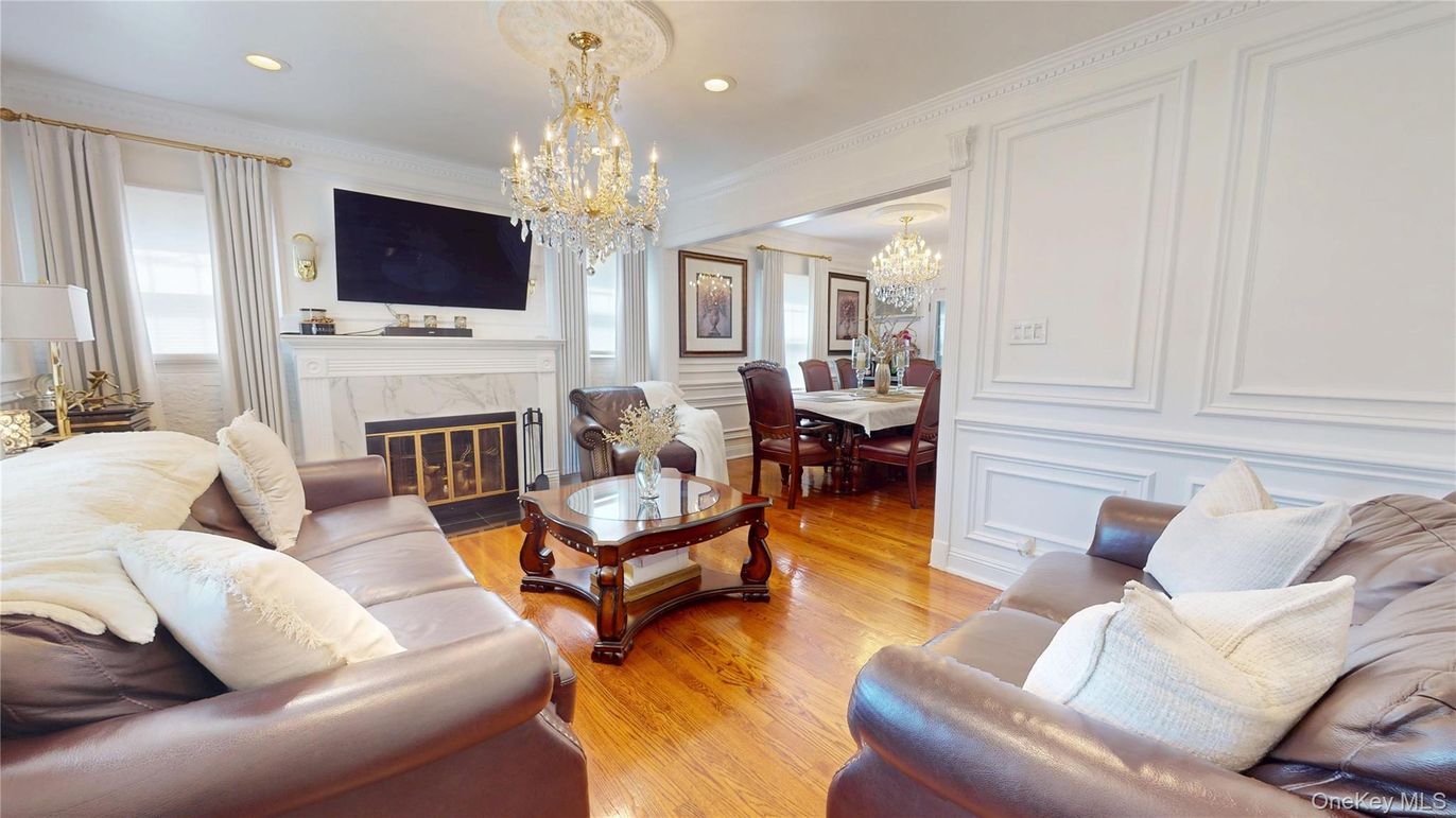 Chandelier, Dining room, Fireplace, Interior, Living room, Recessed Lighting, Wood Texture Flooring