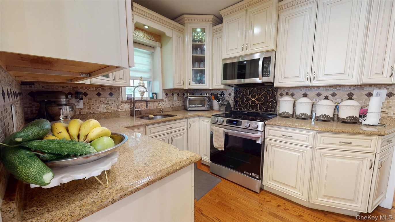 Interior, Kitchen, Stainless Steel Appliances, Stone Walls, Wooden Beams, Wooden Ceilings, Wood Texture Flooring