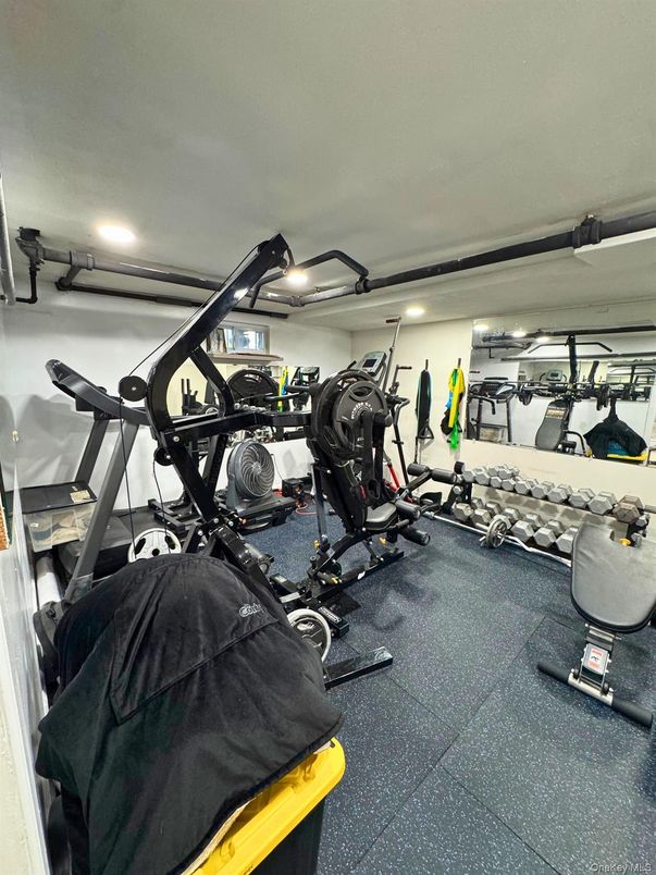 Fitness Equipment, Interior, Recessed Lighting