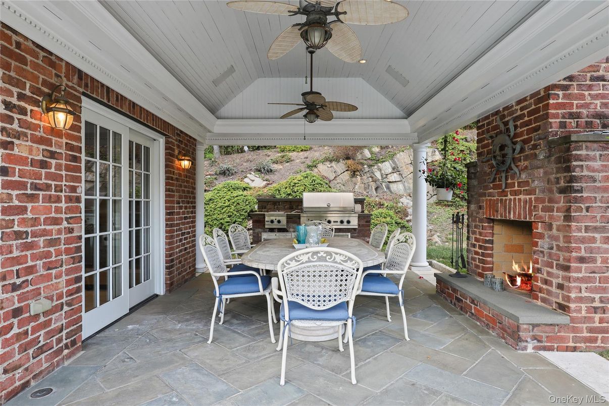 Exterior, Fireplace