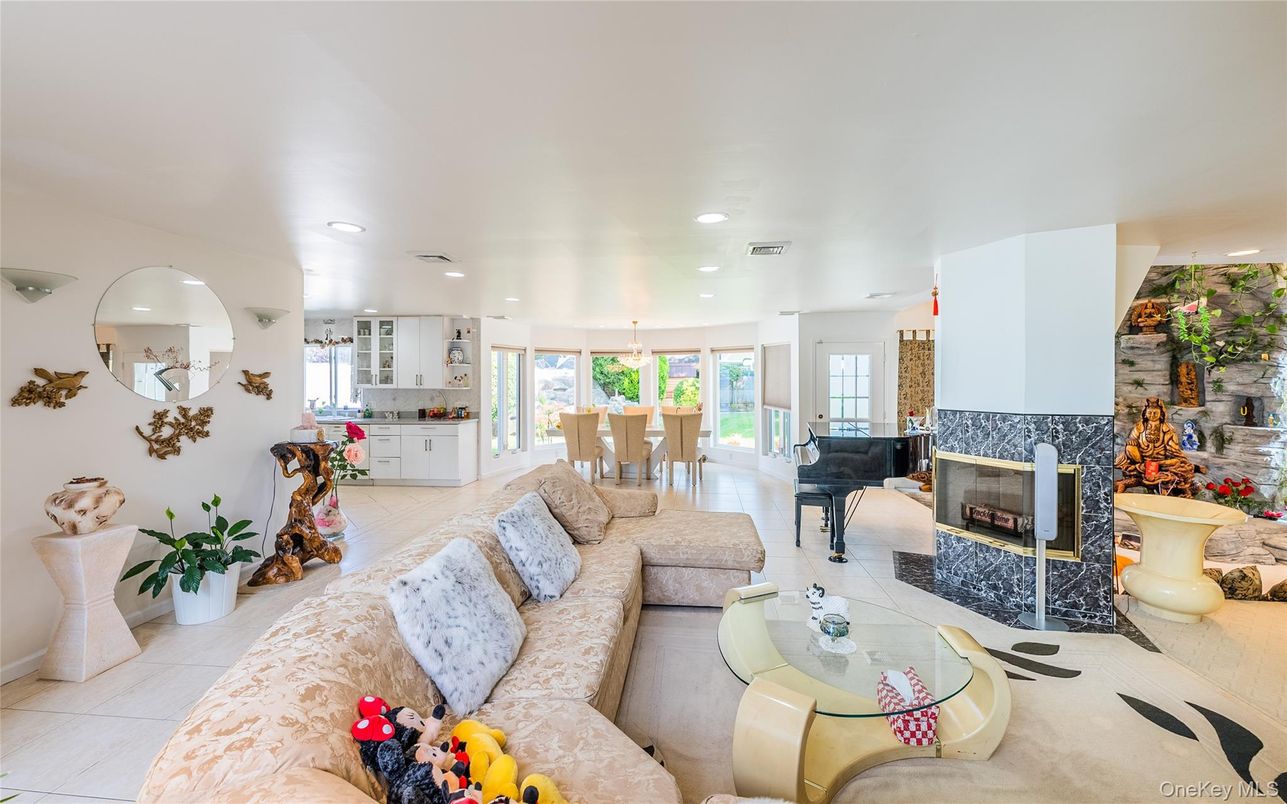 Dining room, Fireplace, Interior, Kitchen, Living room, Piano, Recessed Lighting