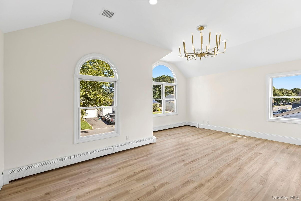 Empty room, Interior, Pendant Lights, Recessed Lighting, Wood Texture Flooring