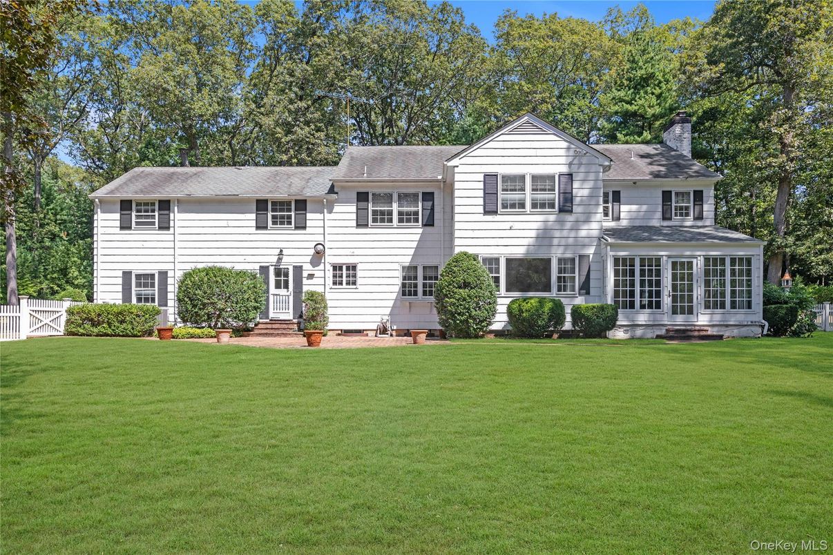 Backyard, Exterior, Facade, Georgian