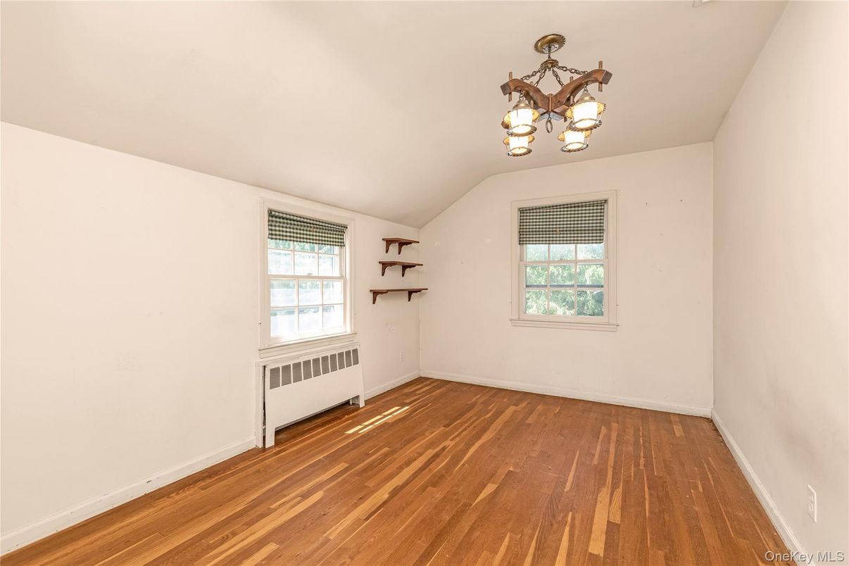 Chandelier, Empty room, Interior, Wood Texture Flooring
