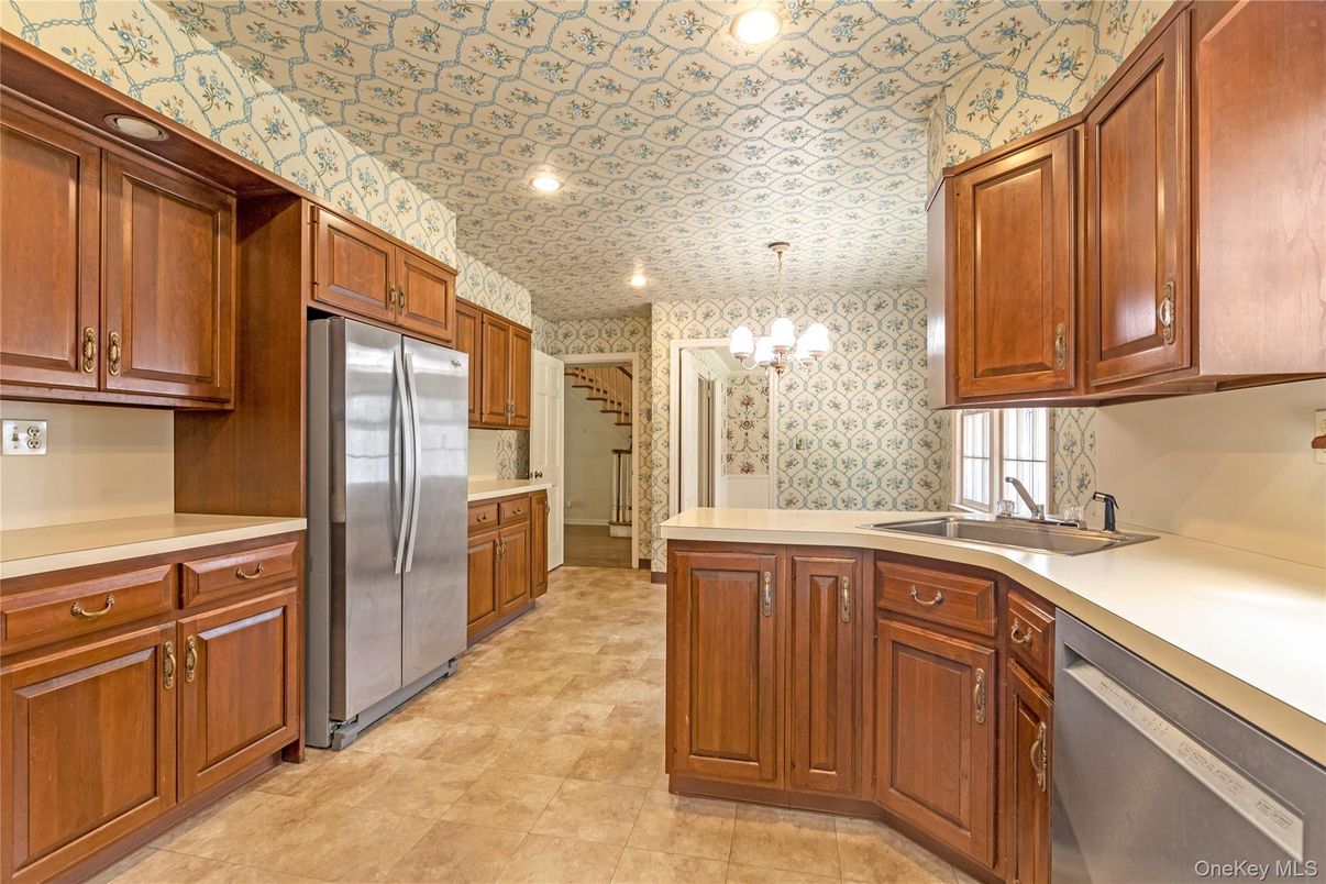 Interior, Kitchen, Pendant Lights, Recessed Lighting, Stainless Steel Appliances