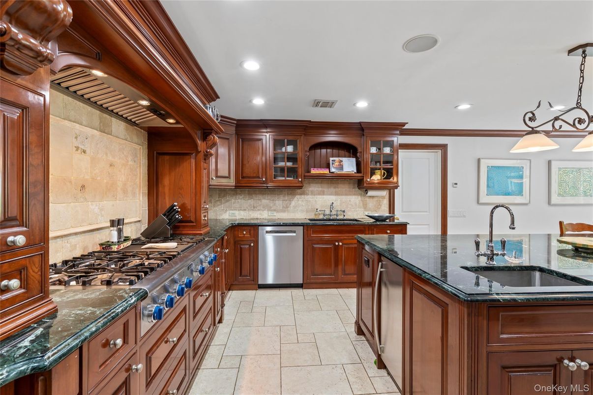 Interior, Kitchen, Pendant Lights, Recessed Lighting