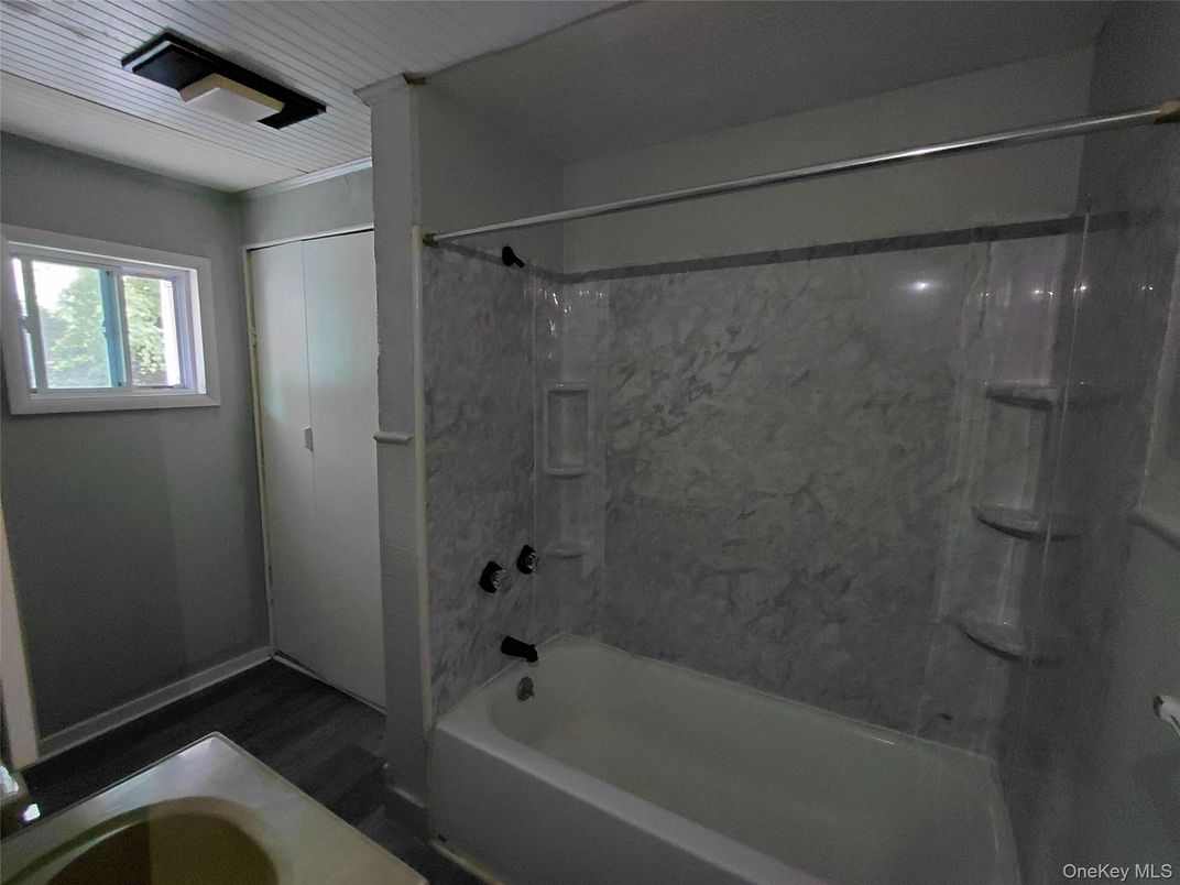 Bathroom, Interior, Marble Walls