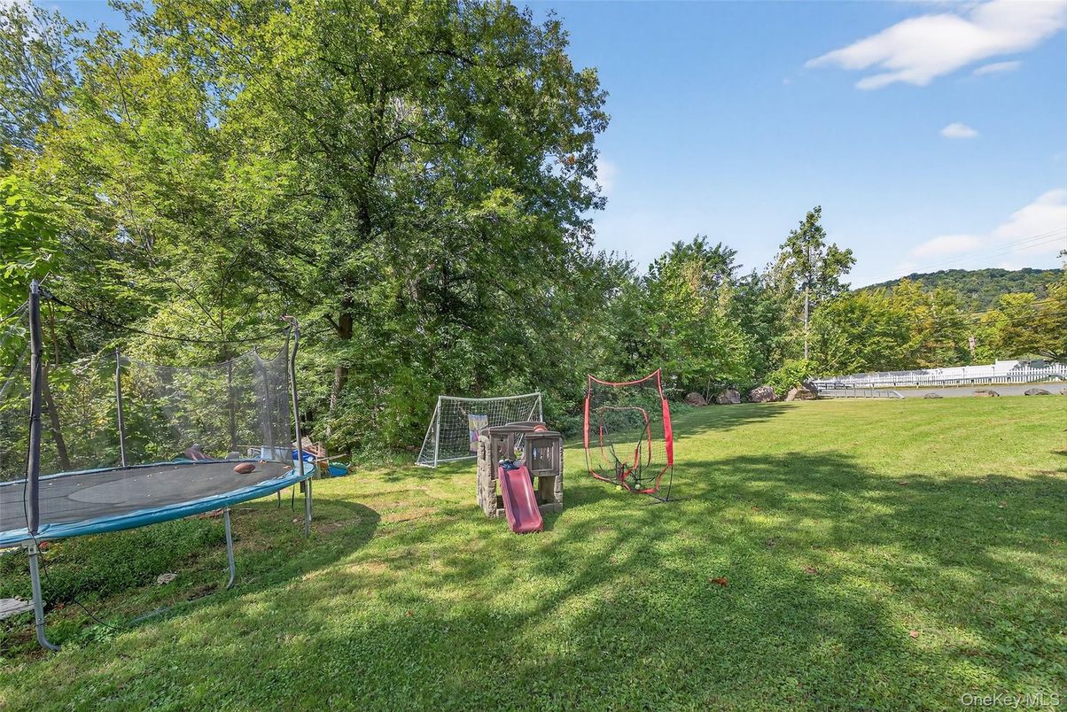 Backyard, Exterior, Playground