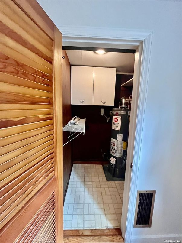 Interior, Recessed Lighting, Wooden Walls
