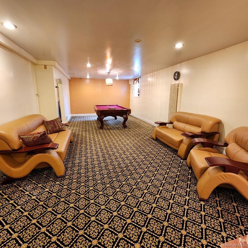 Billiard Table, Game Room, Interior, Recessed Lighting