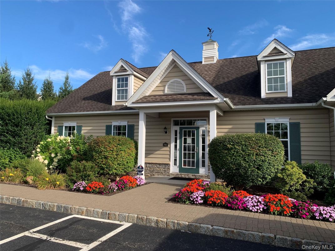 Exterior, Facade, Cape Cod