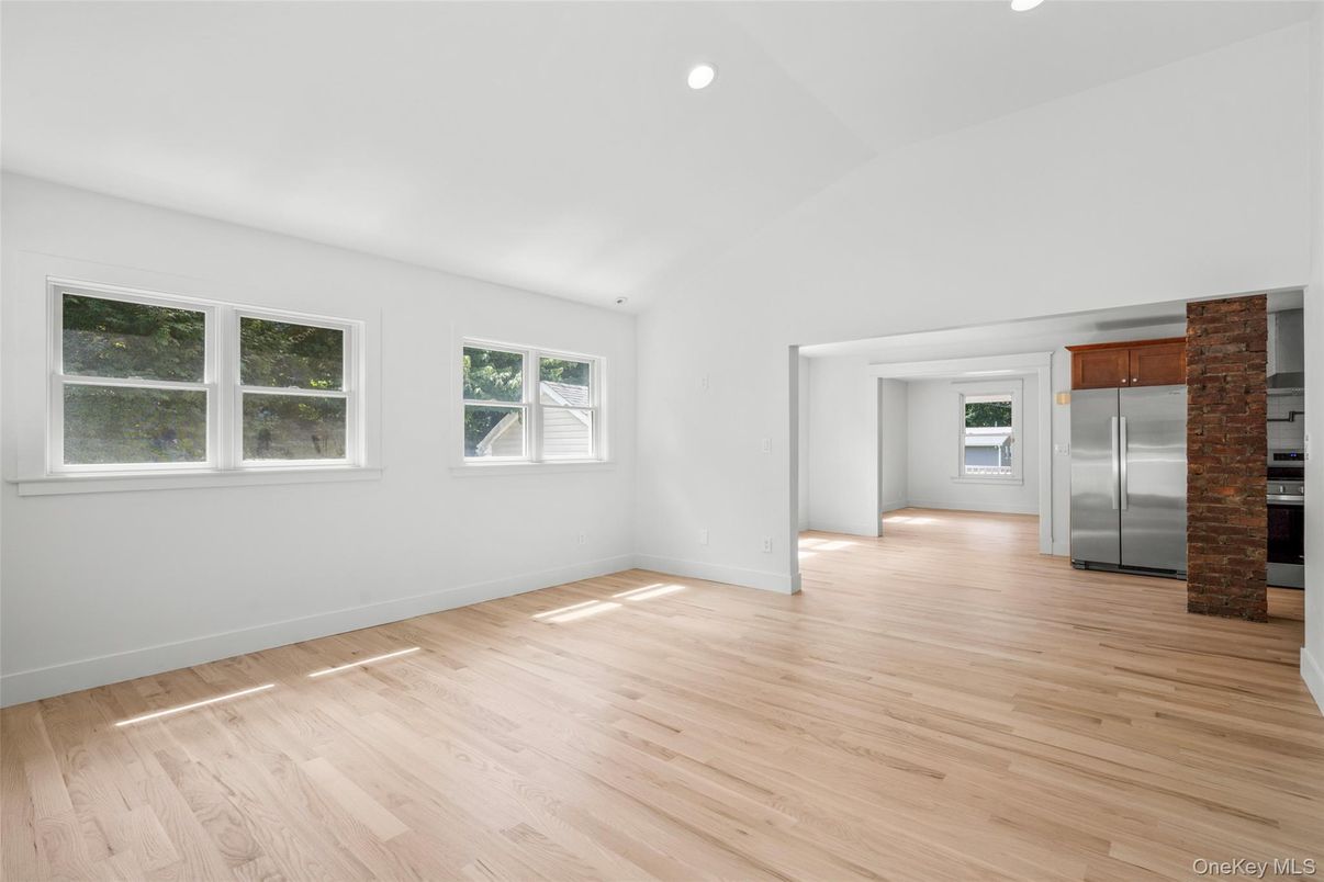 Elevator, Empty room, Interior, Recessed Lighting, Wood Texture Flooring