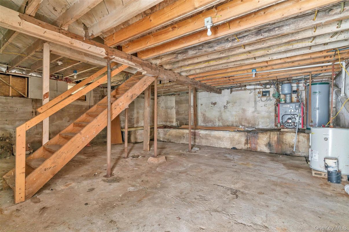 Interior, Wooden Beams