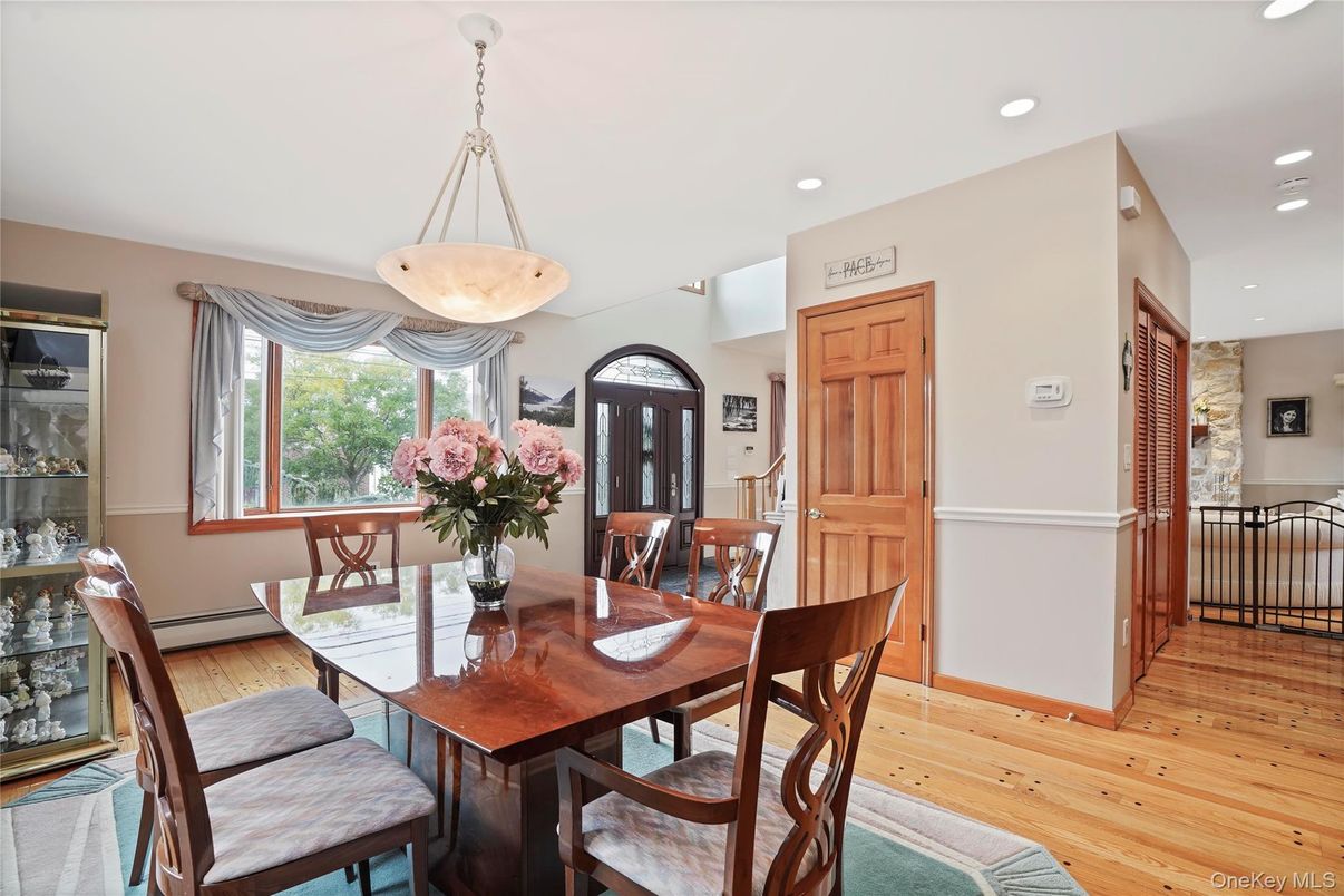 Dining room, Interior, Pendant Lights, Recessed Lighting, Wood Texture Flooring