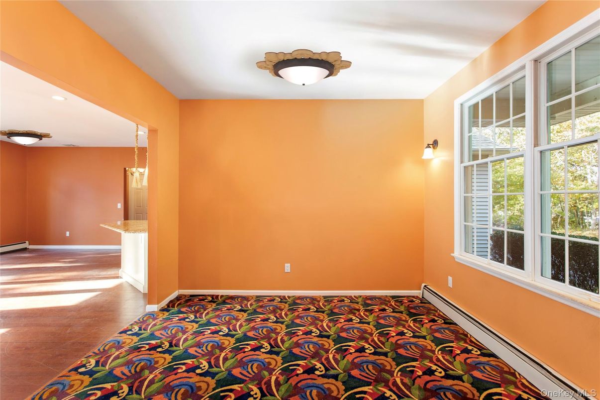 Empty room, Interior, Recessed Lighting