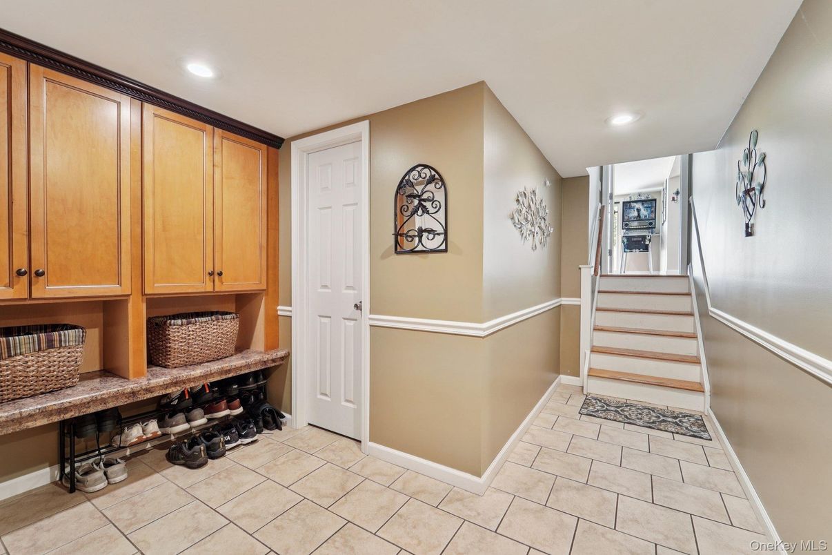 Interior, Recessed Lighting