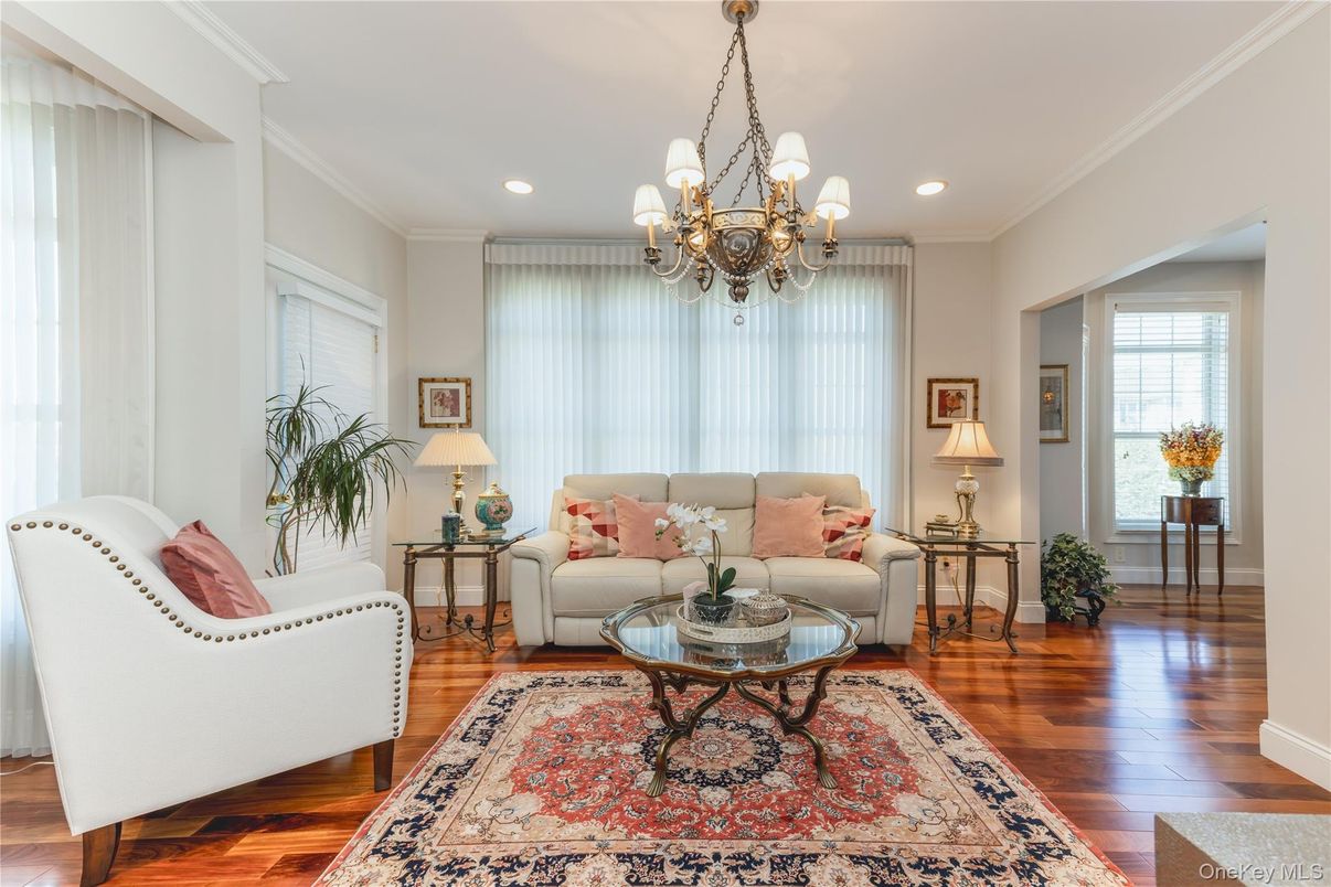 Chandelier, Interior, Living room, Recessed Lighting, Wood Texture Flooring