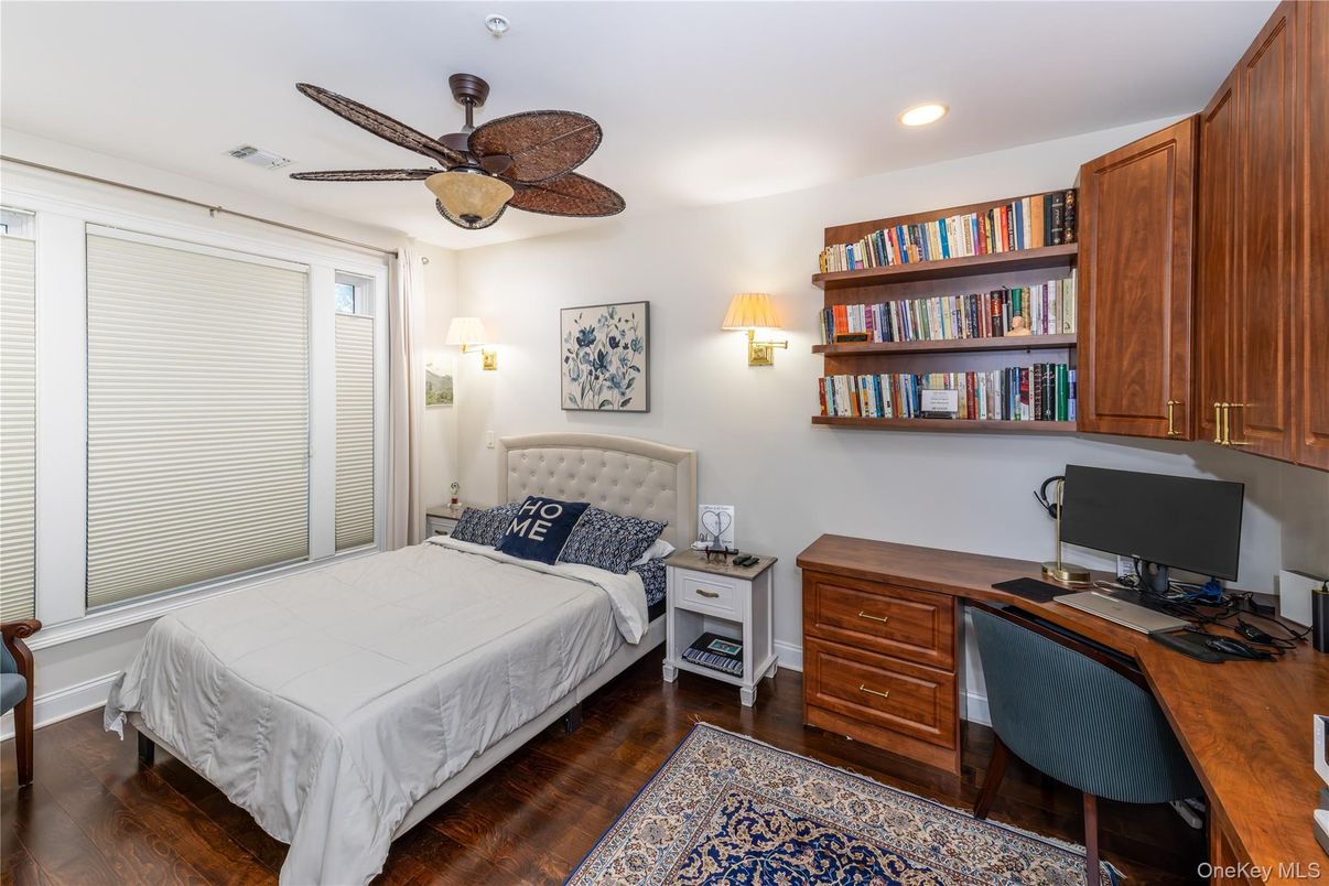 Bedroom, Home Office, Interior, Recessed Lighting, Wood Texture Flooring