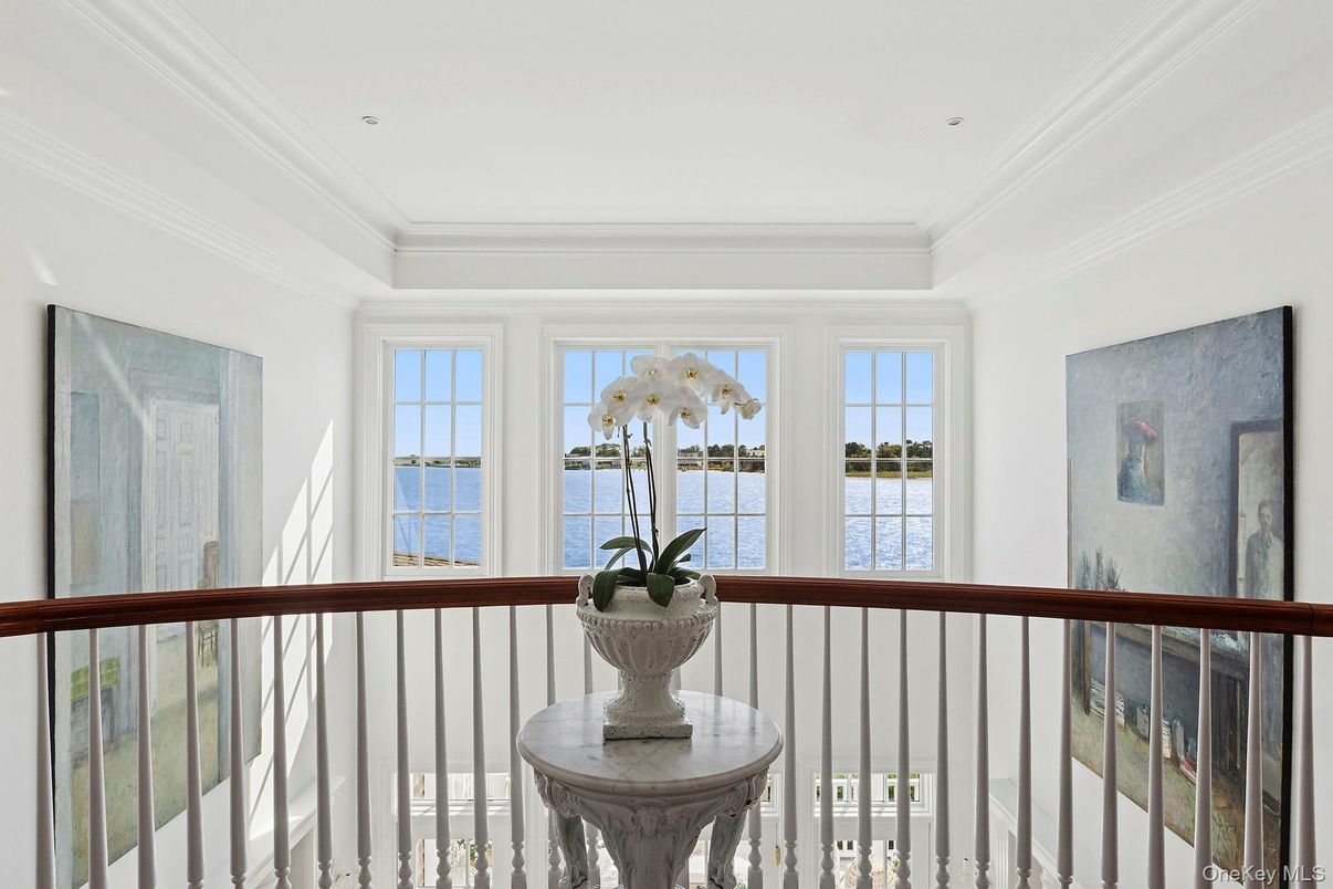 Interior, Water