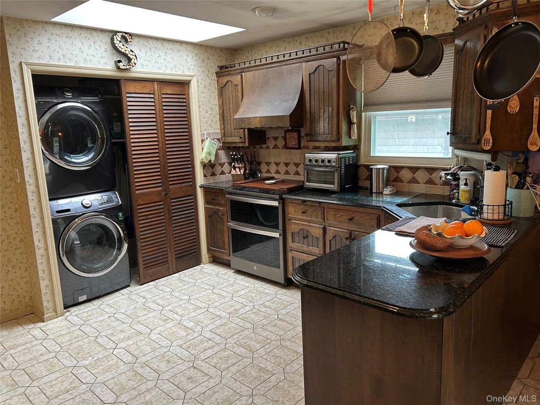 Interior, Kitchen, Washer