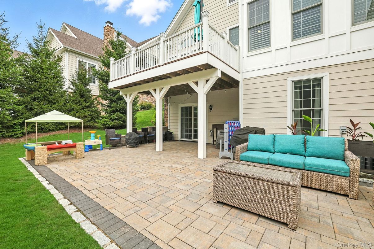 Backyard, Exterior, Playground