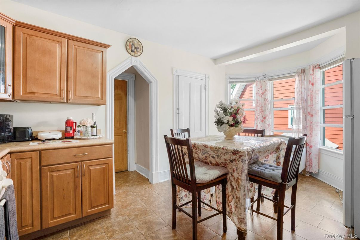 Dining room, Interior