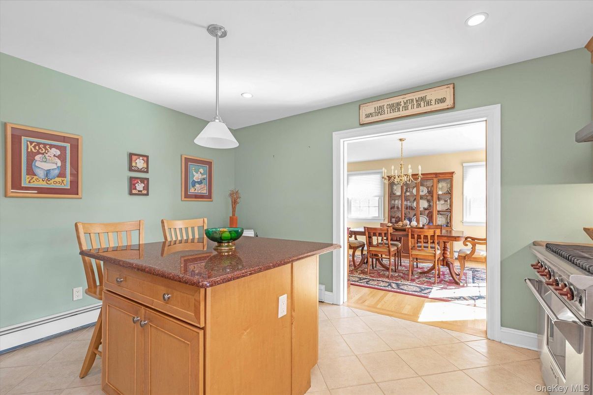Chandelier, Dining room, Interior, Pendant Lights, Recessed Lighting, Wood Texture Flooring