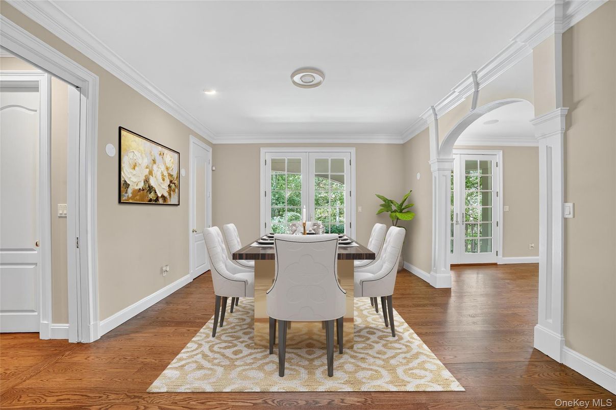 Dining room, Interior, Recessed Lighting, Wood Texture Flooring