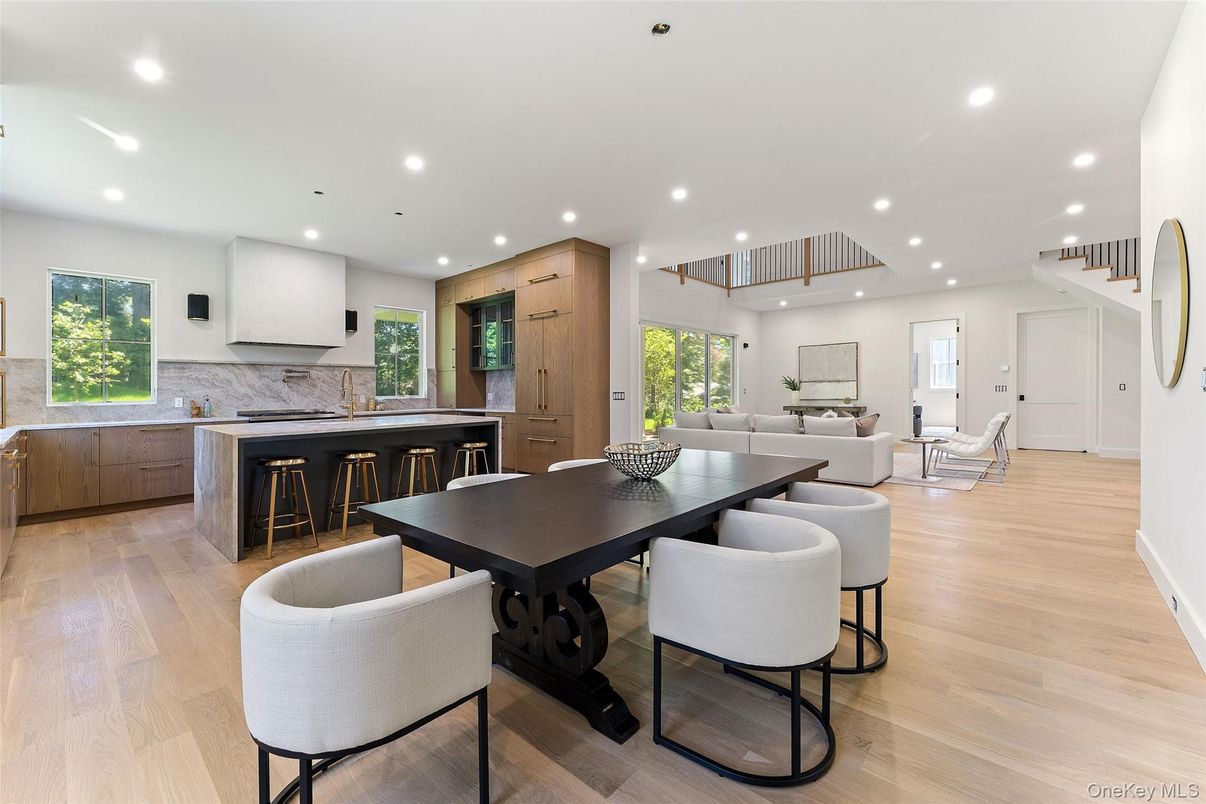 Interior, Kitchen, Living room, Recessed Lighting, Wood Texture Flooring
